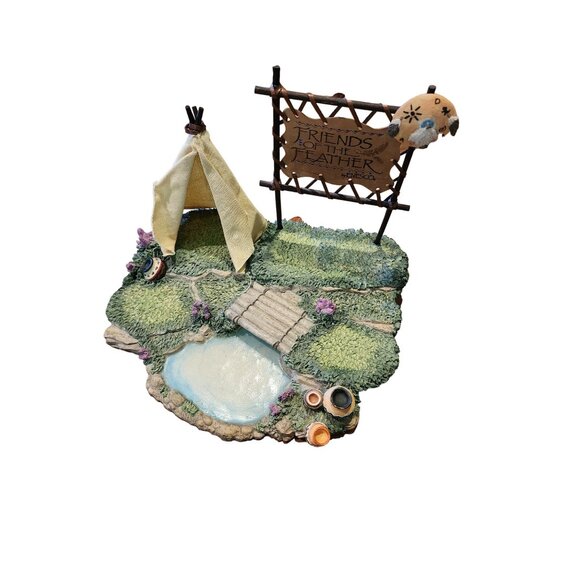 Friends Of The Feather Enesco Figurine display With Teepee & Pond - Picture 5 of 6